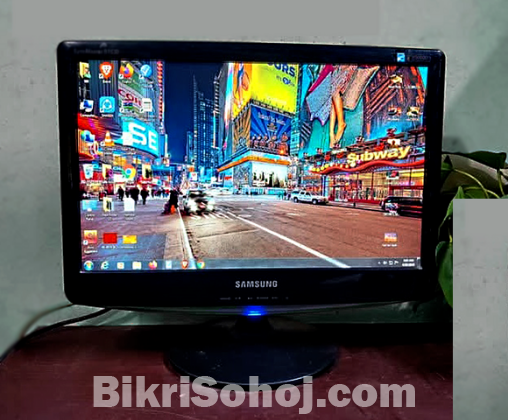 FLASE SALE⚡ মাত্র ৩৫০০ টাকায় Full Fresh Samsung 19”  Monitor